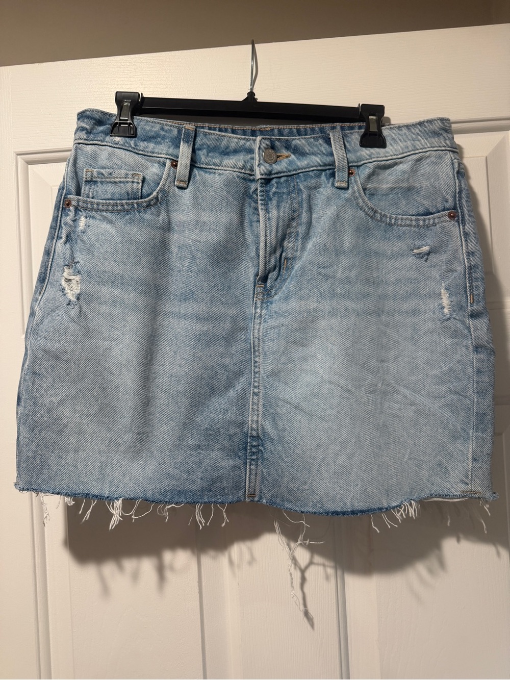 Old Navy Light Blue Distressed Denim Mini Skirt